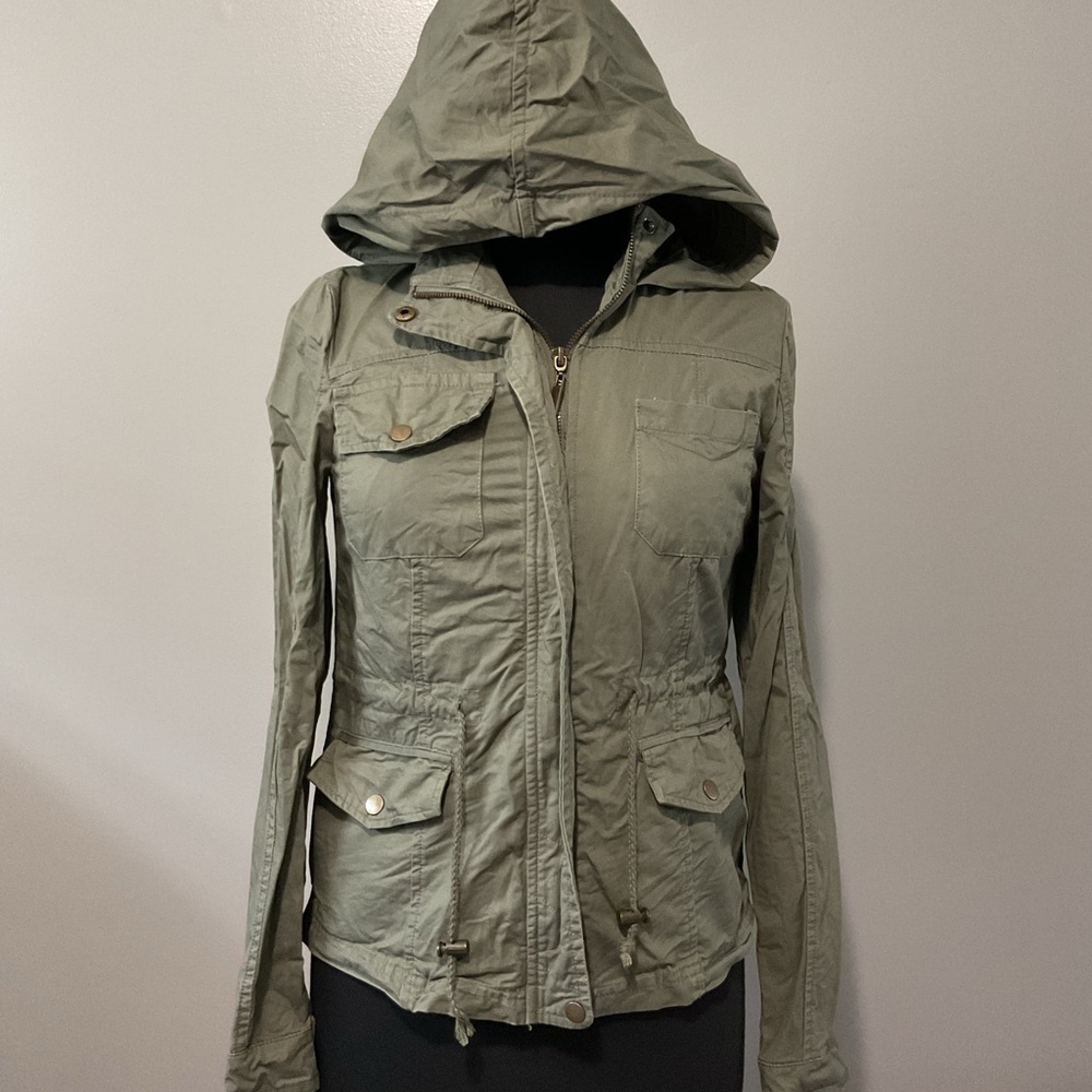 Women's Hooded Jacket in Olive Green